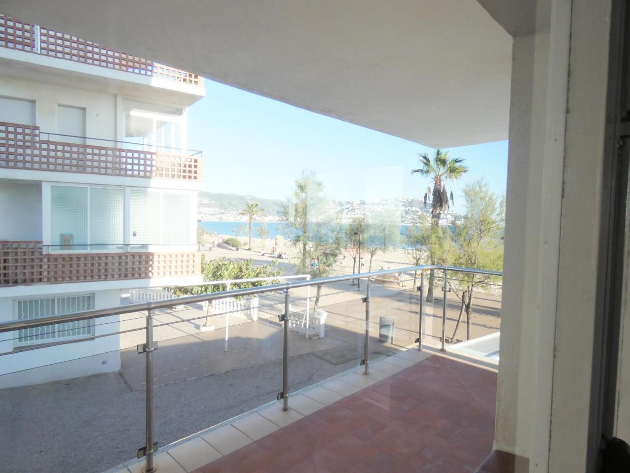 Apartamento Europa 18 Rosas Exterior foto